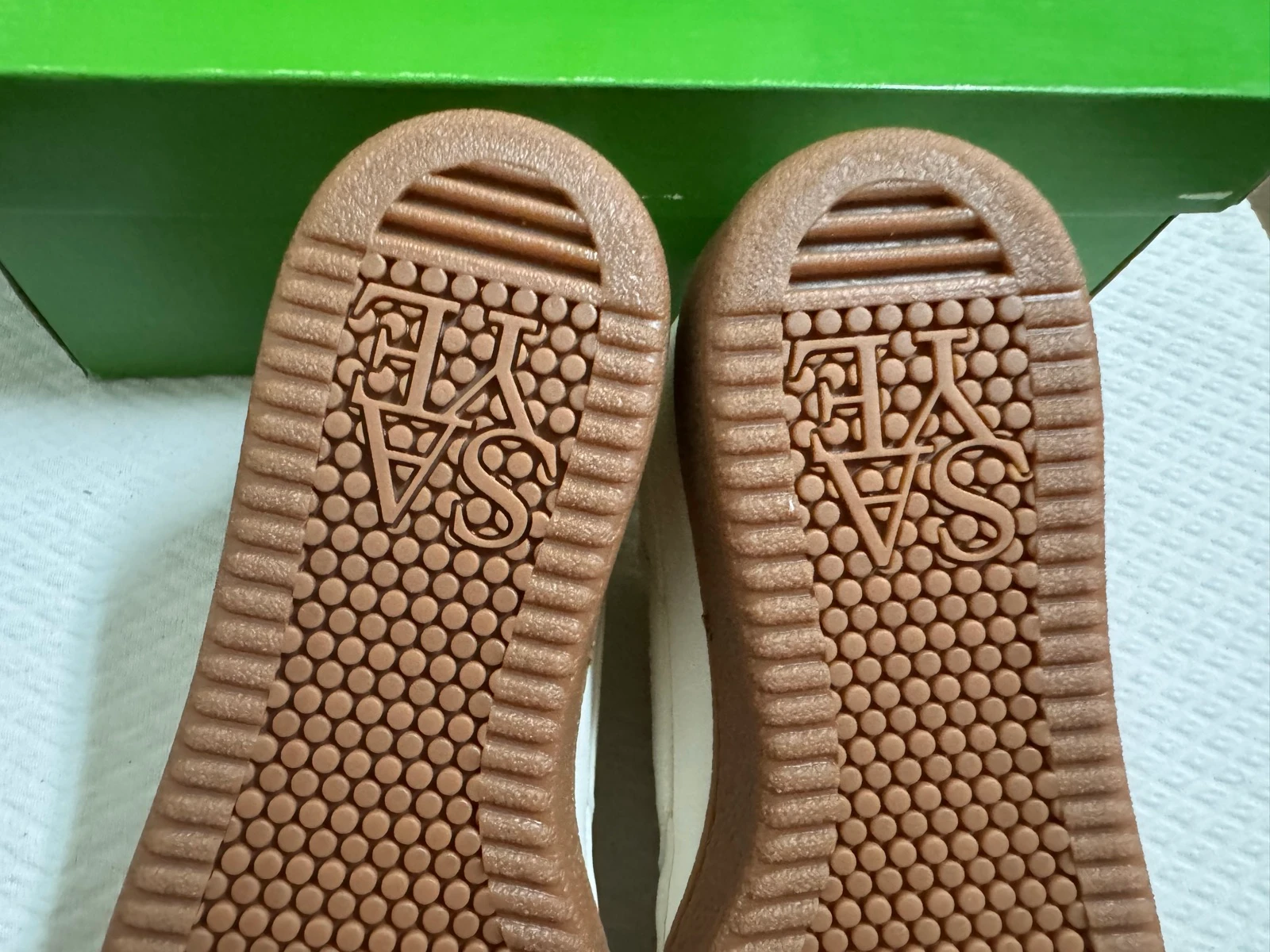 Saye Vegan Caramel Sneakers 37 – photo 12